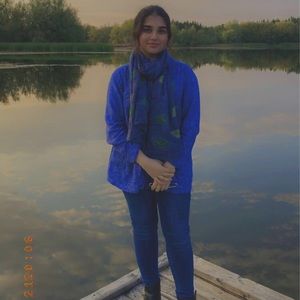 Meet your Posher, Ayesha